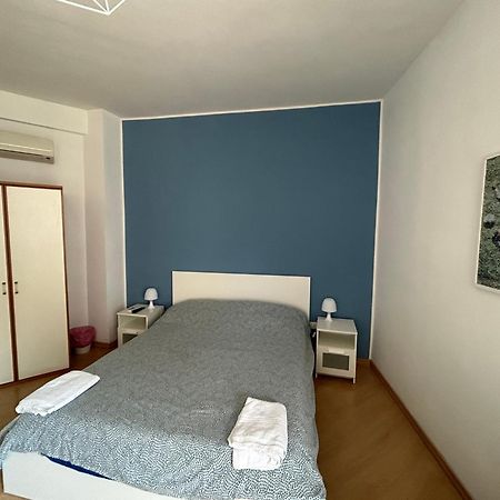 Maradona Rooms Napoli Bagian luar foto